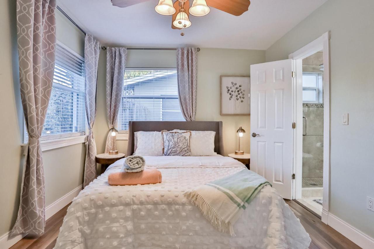 Escape To Honeymoon Island Villa Clearwater Exterior photo